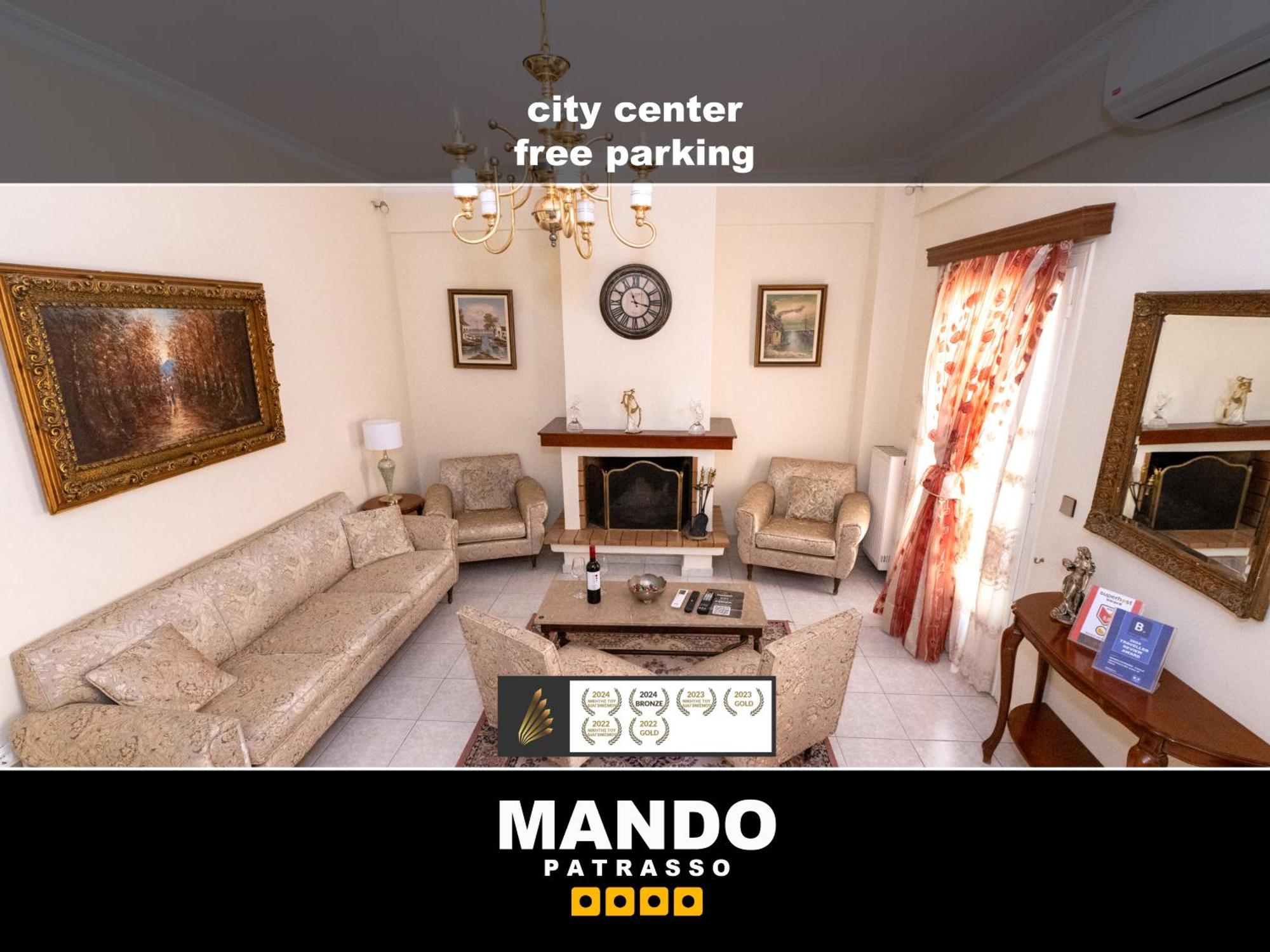 Mando Patrasso - Classical Apartment In The Center Of Patras With Free Parking מראה חיצוני תמונה