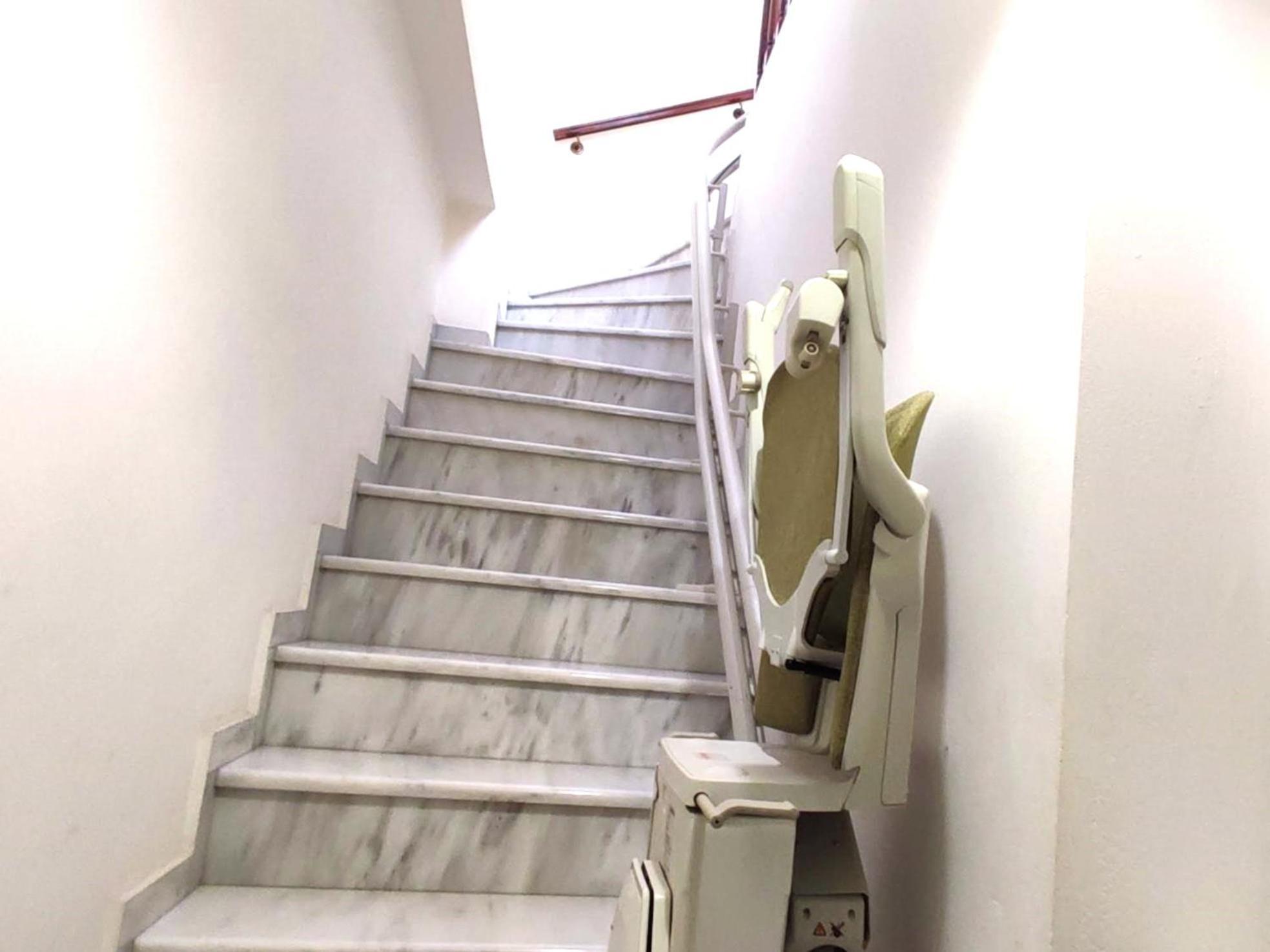 Mando Patrasso - Classical Apartment In The Center Of Patras With Free Parking מראה חיצוני תמונה